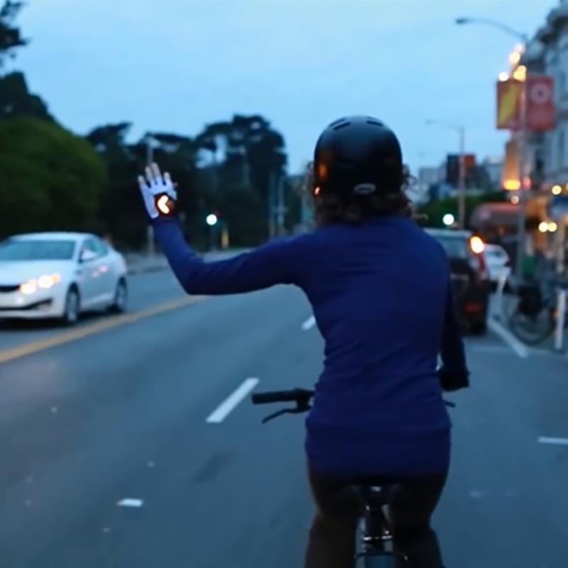Bicycle Gloves With Turn Signals
