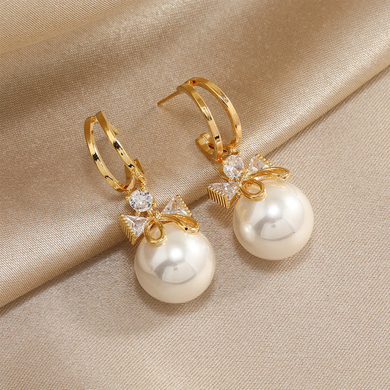Fashion Butterfly Crystal Pearl Earrings